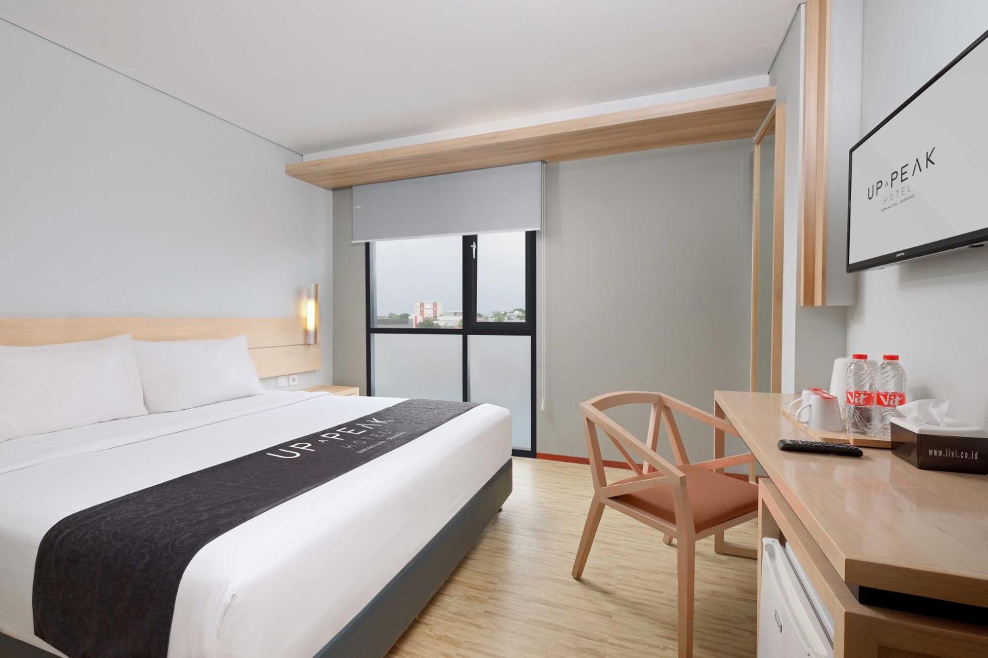 Up-Peak Hotel Simpang Lima Semarang Formerly Ha-Ka Simpanglima Hotel سيمارانغ المظهر الخارجي الصورة