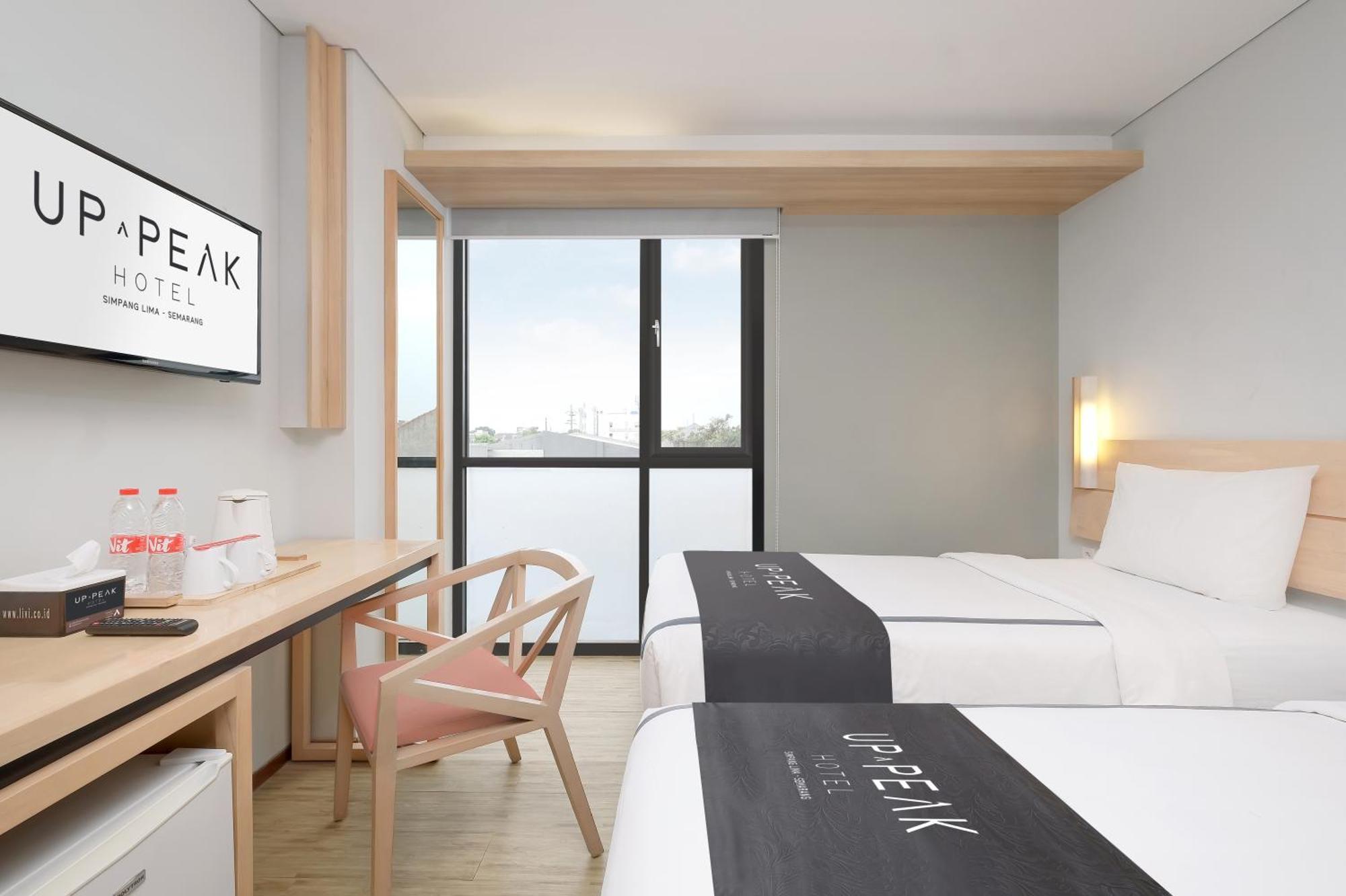 Up-Peak Hotel Simpang Lima Semarang Formerly Ha-Ka Simpanglima Hotel سيمارانغ المظهر الخارجي الصورة